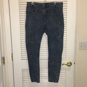 High waist jeans